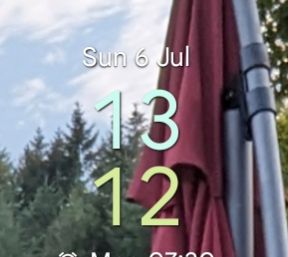 Screenshot of phone time, 13:12