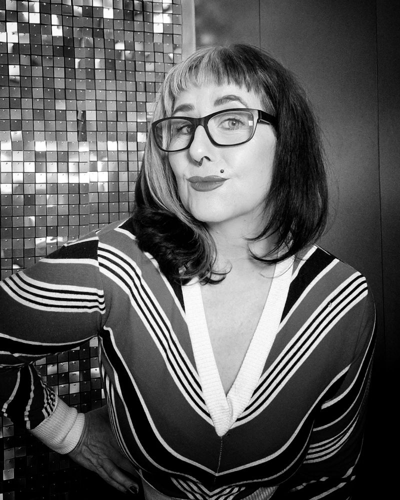 Black md white selfie. 