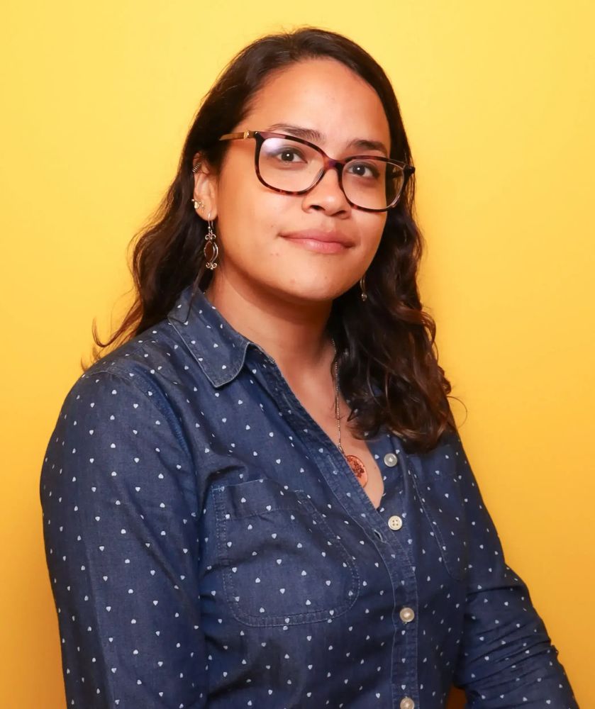 A portrait of Sujania Talavera-Soza, a seismologist at Utrecht University