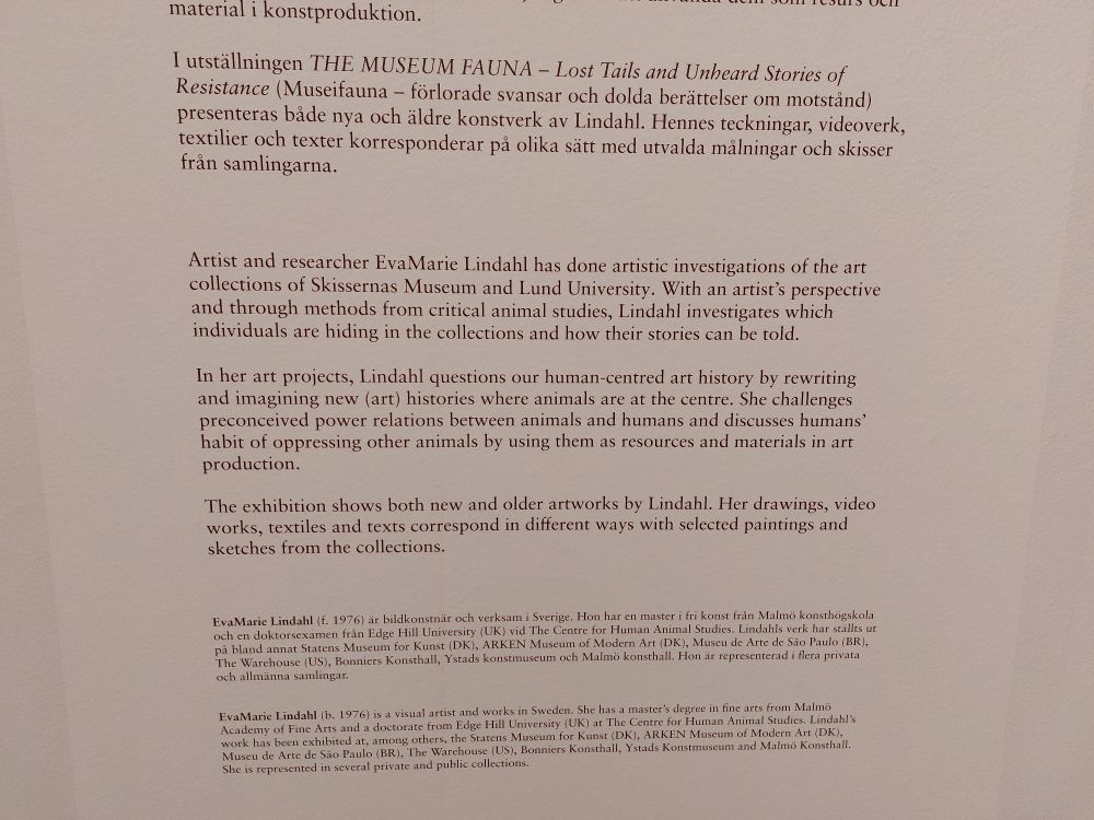 A description of the work of the artist EvaMarie Lindahl and her artistic process, described on the website linked to those post.