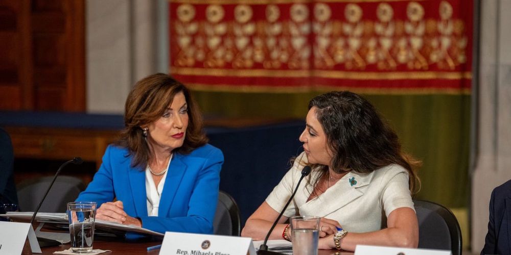 The Democrats also doing mid-decade redistricting would be chaos. It's also the only way out of this situation.