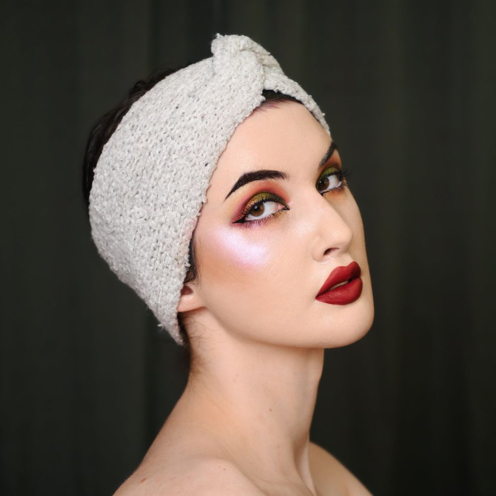 HT wearing the melt cosmetics eyeshadow palette (every shade is used at least once bc a mf is nuts) and the long extinct Too Faced pumpkin spice lipstick.  Ignore the skinny neck and bony shoulders, this photo is a little old and things were NOT good at the time 