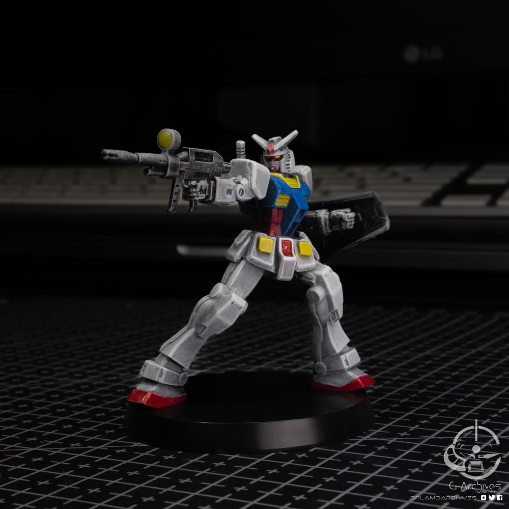 4th Miniature painting attempt!

Had some challenges painting on this as there are some details I want to smooth out. Happy on how it looks! Definitely a fun session.