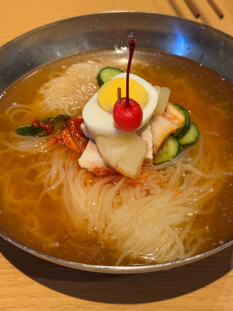 倉敷市児島・焼肉鶴山にて
シメの冷麺