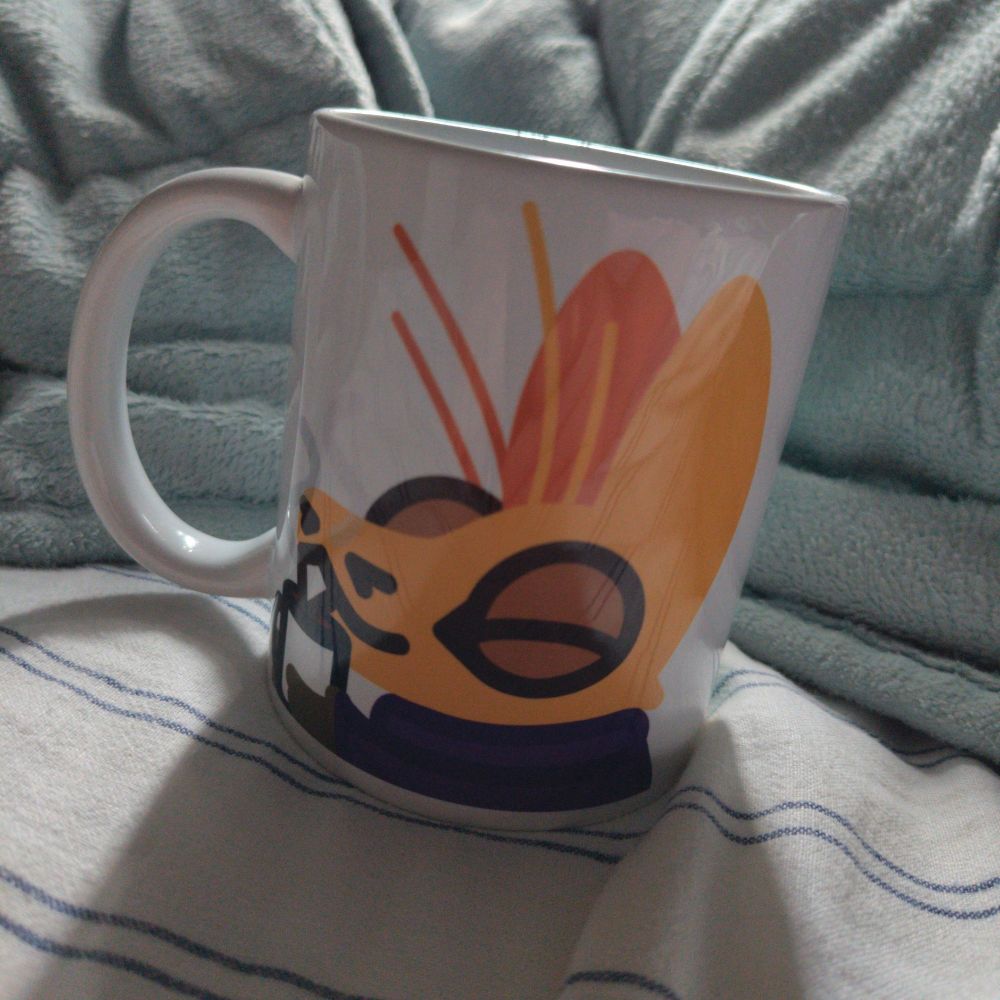the yellow yinglet side shown off on a bed
