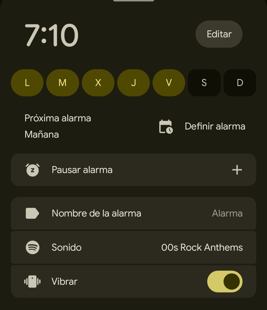 Imagen de la alarma en la que se ve que el sonido de alarma es de Spotify.