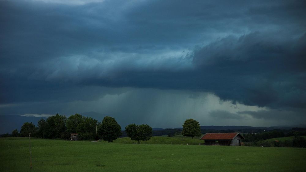 Kräftige Gewitter ziehen über Deutschland