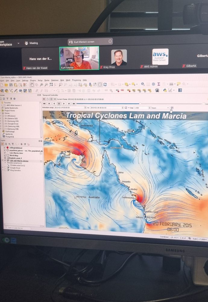 Teaching mesh in QGIS