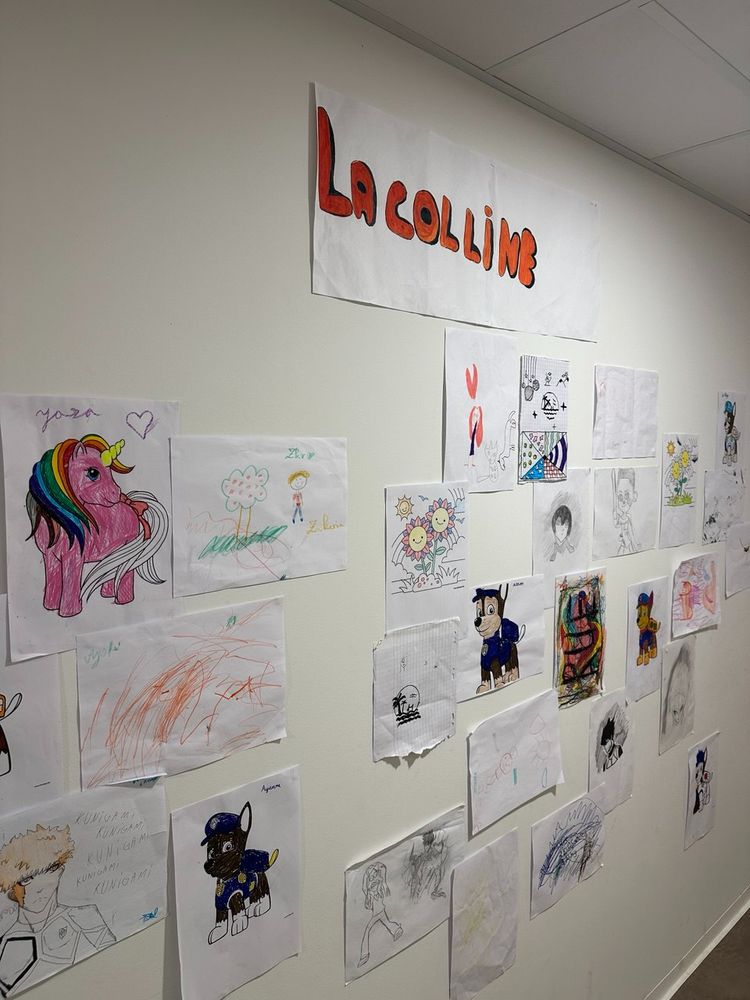Un tel lieu a pu voir le jour grâce à la synergie entre acteurs publics, privés et associatifs et les collectivités. Grâce aussi, à une volonté politique.

Merci à tous ces acteurs et aux élus locaux pour leur engagement dans la lutte contre le sans-abrisme.
