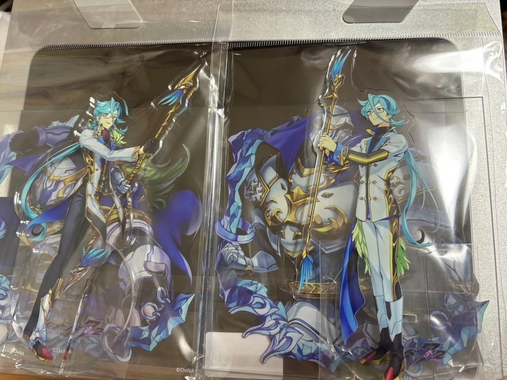 めぎどのキャラクター2人のアクスタの写真