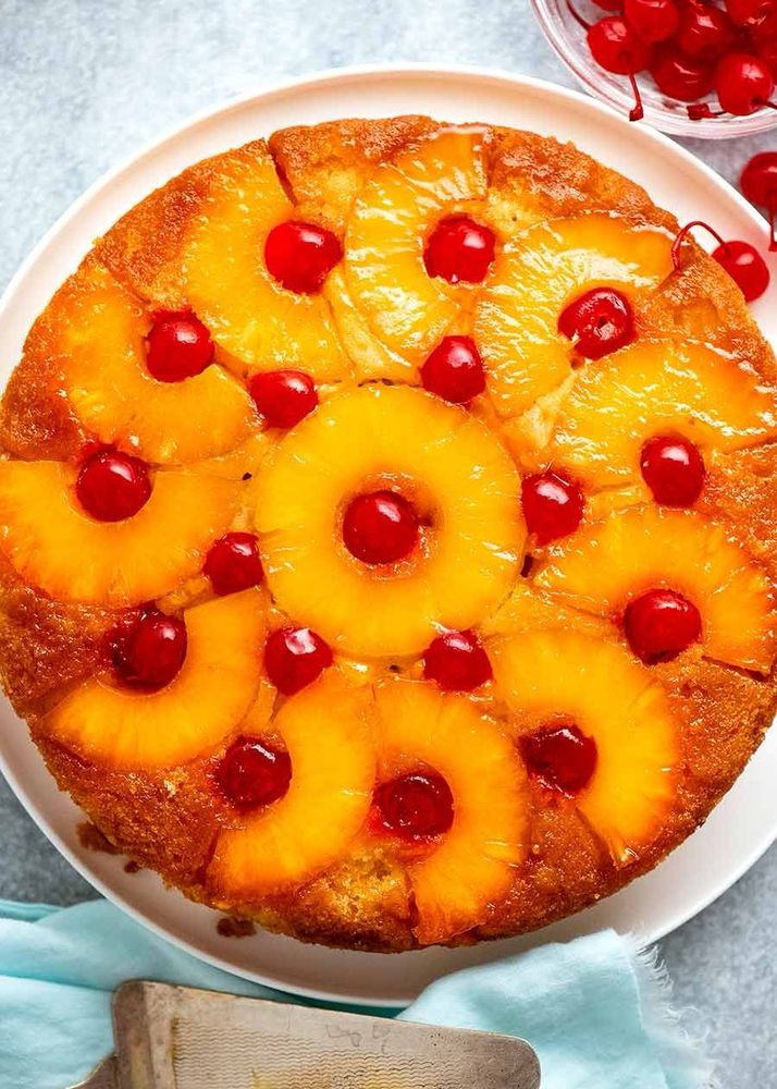 Pineapple upside down cake