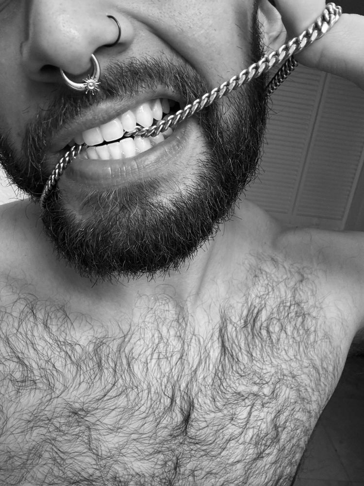 Chaos biting on his chain
