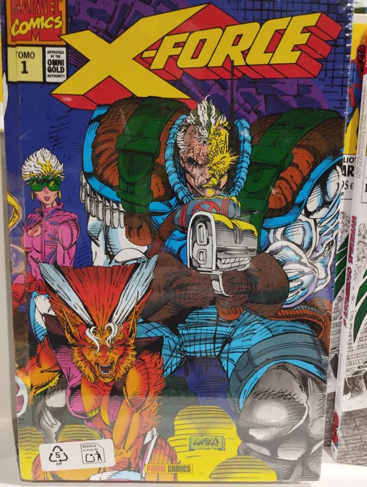 Portada del primer Omnibus de X-Force de Fabián Nicieza y Rob Liefeld