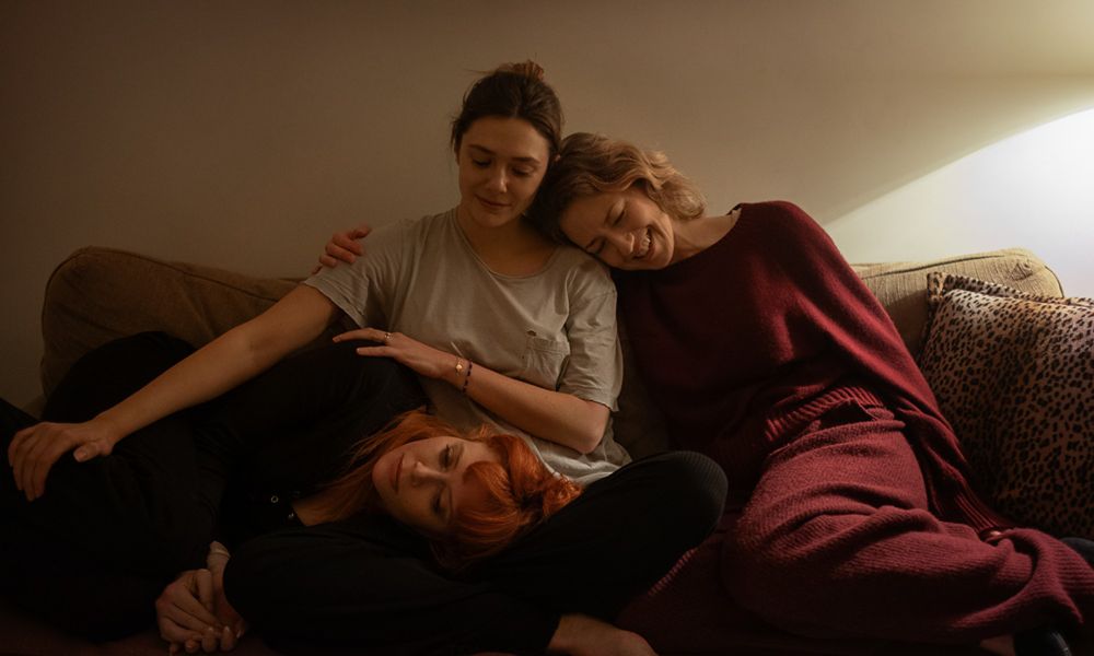 His Three Daughters Review: Heartbreaking and Full of Poignant Performances