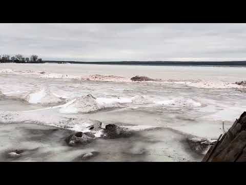 Cool ice formations on Lake Superior
