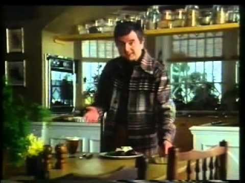 Hello faggot lovers! (Old Hilarious UK commercial )
