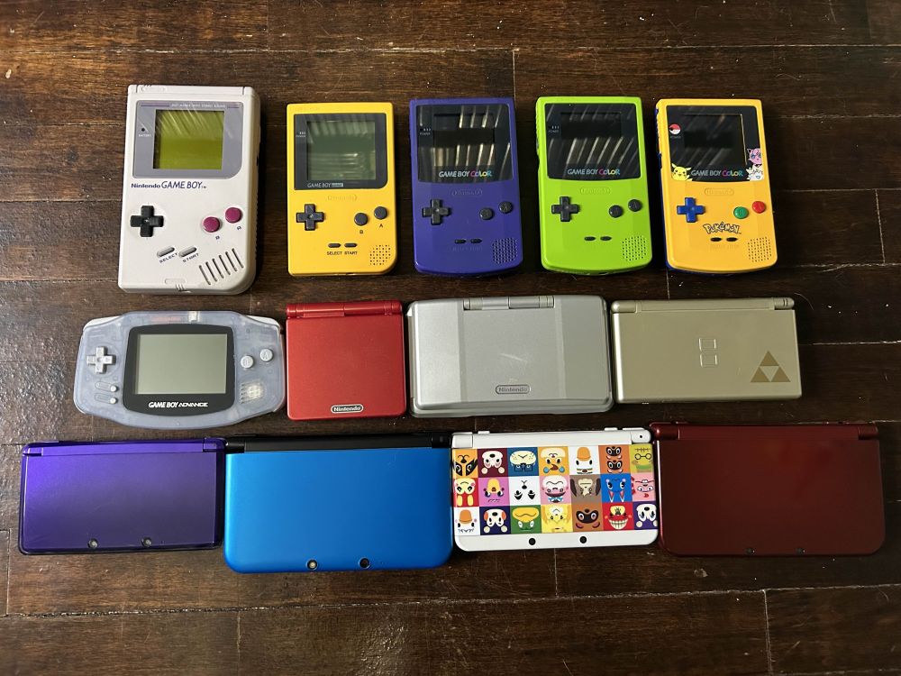 Picture of my Nintendo handhelds - GameBoy, GameBoy Pocket, GameBoy Color, GameBoy Advance, Nintendo DS, Nintendo DS Lite, Nintendo 3DS, Nintendo 3DS XL, Nintendo 3DS, Nintendo 3DS XL