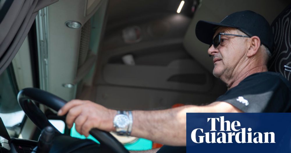 Post-Brexit ‘mess’ as Italian driver’s lorry held for 55 hours at UK border post