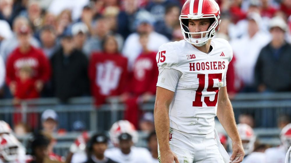 2025 Heisman Trophy odds, Week 14: Can anyone catch Fernando Mendoza?