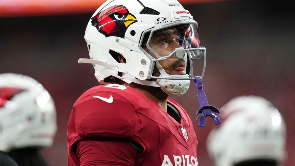 Fantasy football starts, sits and sleepers for Week 1 2025