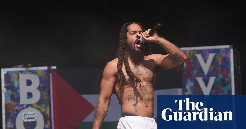 Campaigners warn ‘rhetoric towards Israel’ is driving anti-Jewish discourse after worst day for ‘anti-Jewish hate’ in first half of 2025

Reports of antisemitic incidents in the UK spiked the day after punk duo Bob Vylan’s anti-IDF remarks at Glastonbury, campaigners have said.

There were 26 incidents reported on 29 June – the highest daily total of incidents in the first half of 2025 – the monitoring and Jewish community safety organisation, the Community Security Trust (CST), said. Continue reading...