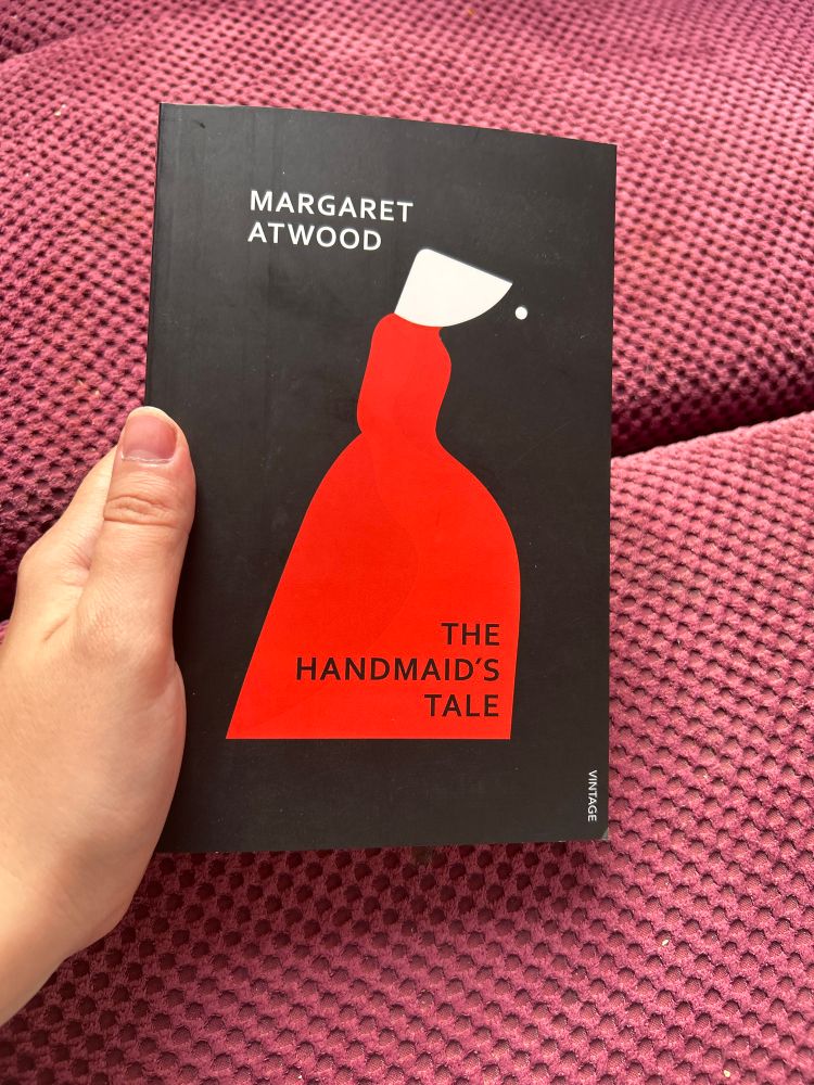Das Buch „The Handmaid‘s Tale“ von Margaret Atwood