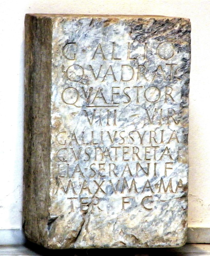 Lápida romana. Siglo II 
🏛️ Museo Provincial de Badajoz 🇪🇦 España. 
📷 A. M.