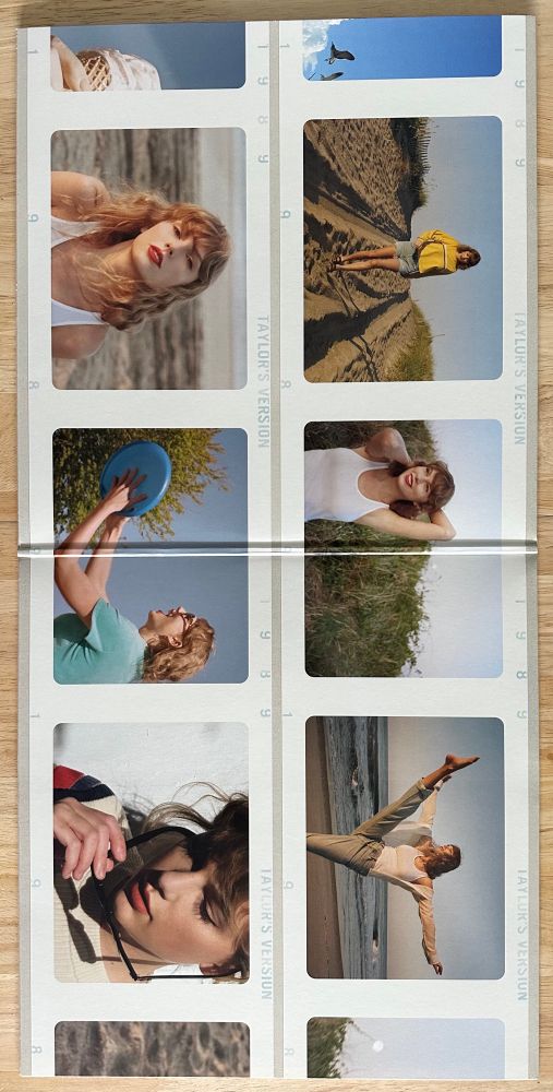 A photo of the gatefold cover of the 1989 (Taylor’s Version) album by Taylor Swift. 