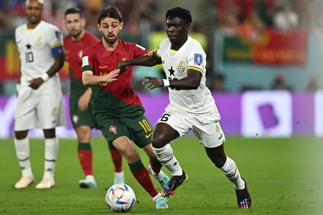 Alidu Seidu en sélection face au Portugal.