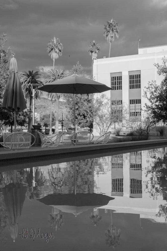 Image of the water feature areas in front of Pasadena City college in Pasadena California 