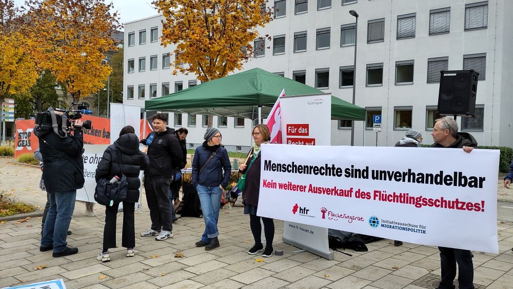 TV- Team, Transpi, Pavillon