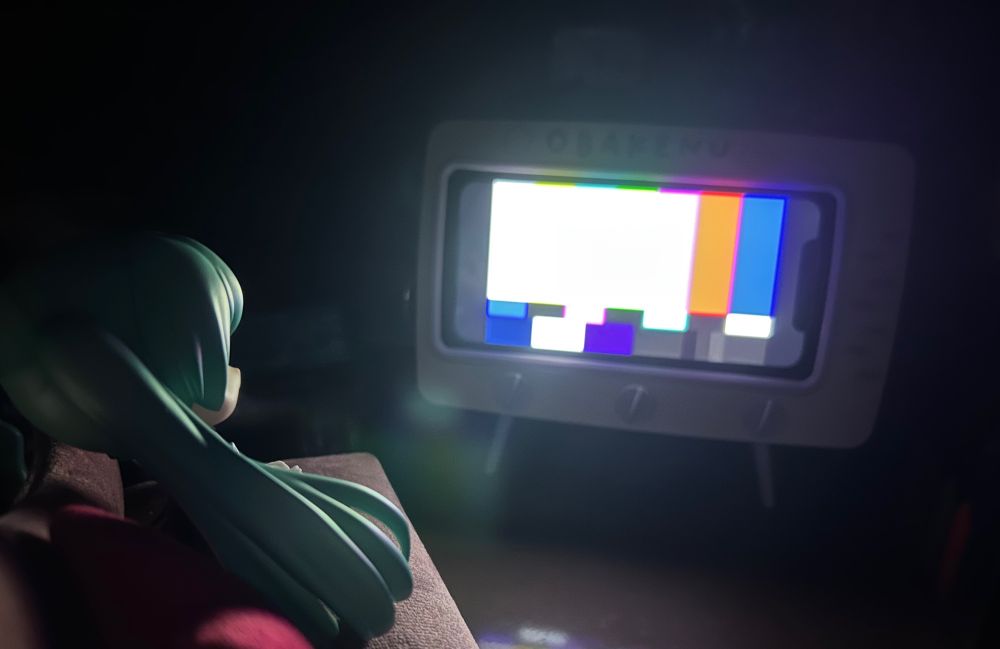 ソファで寝落ち( ˘ω˘)ｽﾔｧ