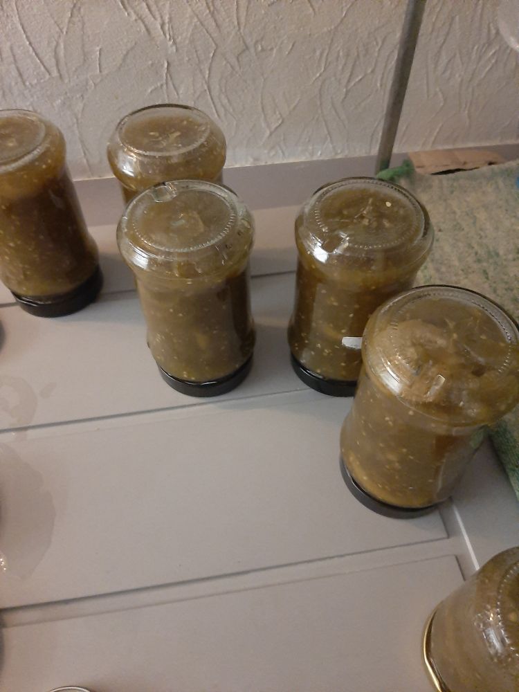 5 pots 1/2 de confiture de tomates vertes 
