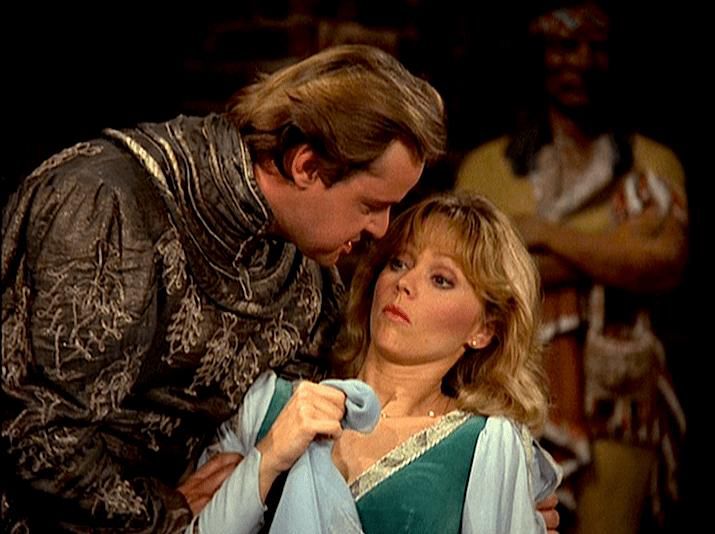 “Cheers” episode where a lunatic tries to kill Diane while they’re performing a Shakespeare scene 