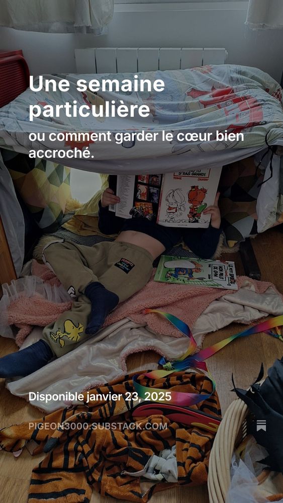 "Une semaine particulière, où comment garder le coeur bien accroché" En illustration, rien à voir, juste un petit chou qui lit une bédé dans sa cabane.