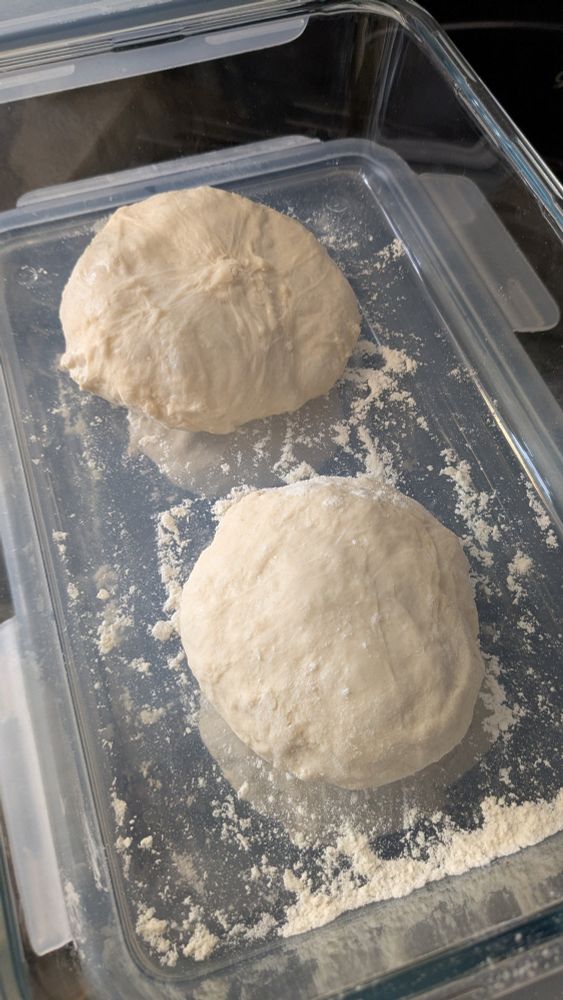 Poolish pizza dough 