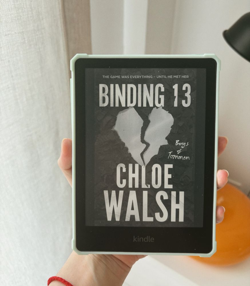 Kindle. Binding 13 by Chloe Walsh