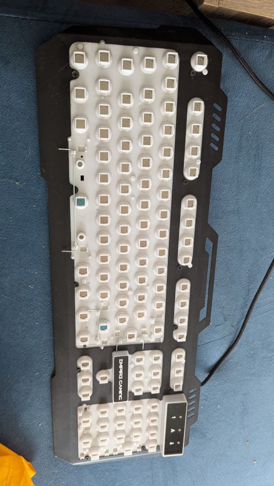 Clavier sans touches 