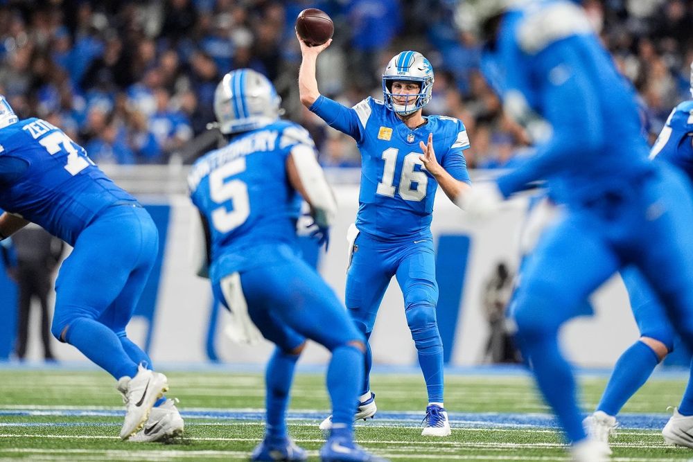 Lions all blue Uniforms 
