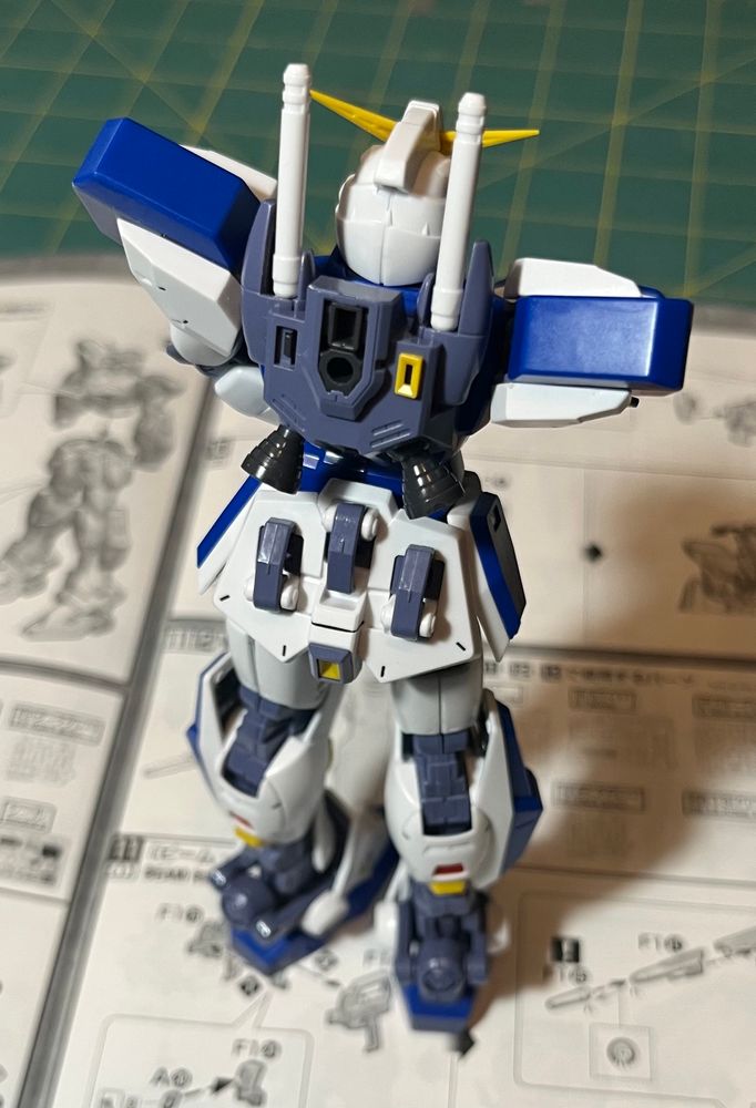 mg f90 turned away from the camera