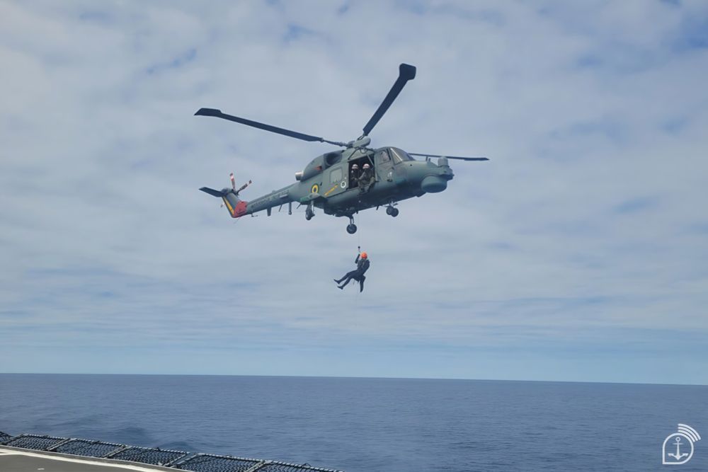 "AH-11B da Marinha do Brasil participa de treinamentos no Chile"