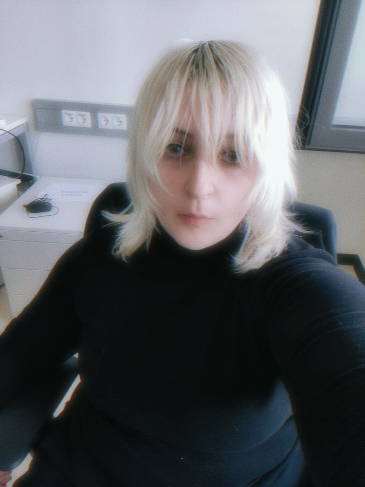 Pic of me /selfie in a slightly different pose 🧍‍♂️