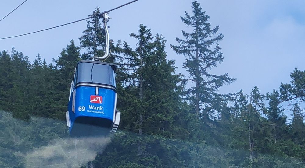 Wankbahn gondola #69