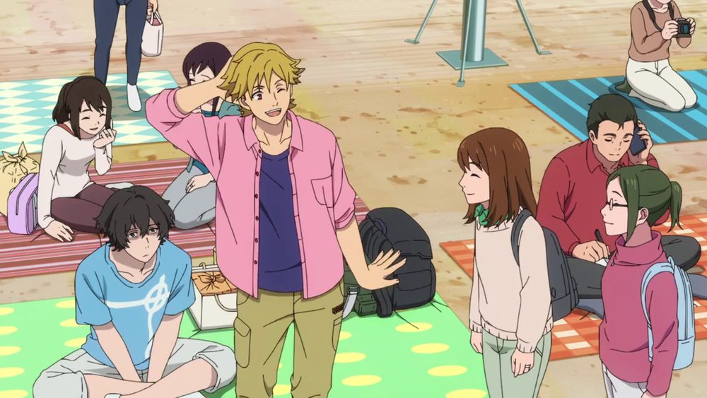 Kazuki Kurusu with Rei Suwa, grinning at a group of kindergarten moms