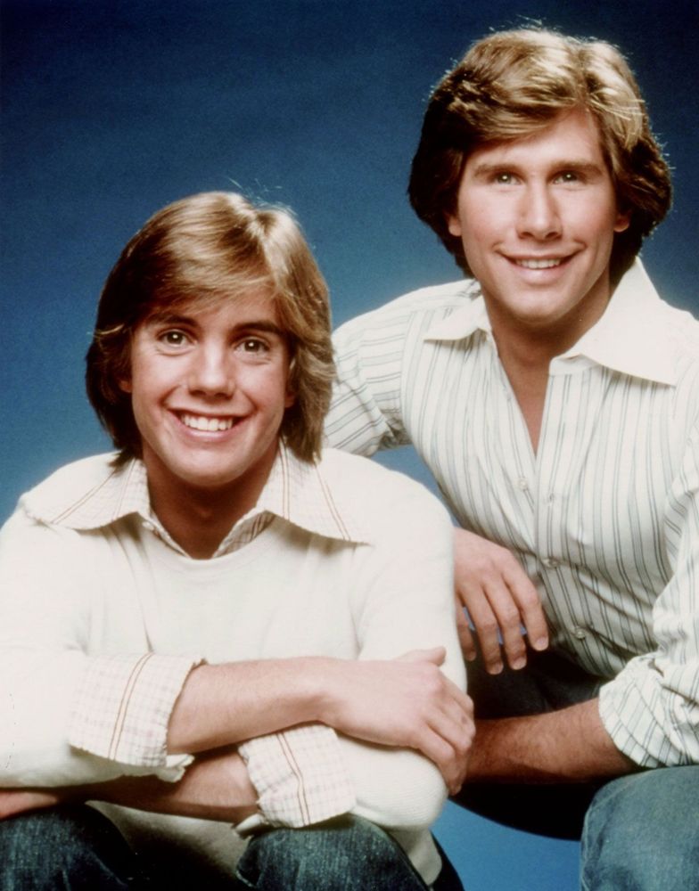The Hardy Boys (played by Shaun Cassidy and Parker Stevenson) smile handsomely. 