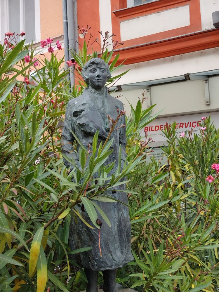 Statue of Mariluise Fleißer. Ingolstadt.
