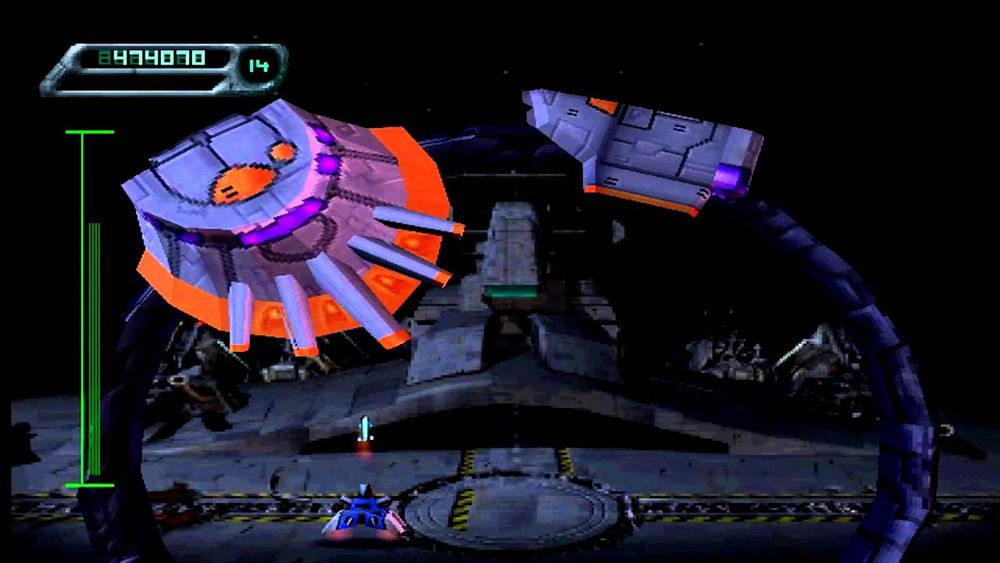 The Ring, the boss of Saturn in Space Invaders (PS1).