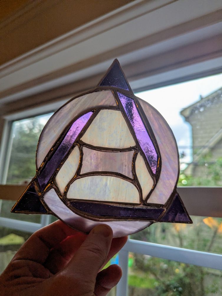 Purple and white iridescent therian theta delta 