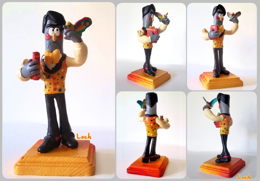 A turn around of a sculpture of Frank Frankly from the popular Welcome Home