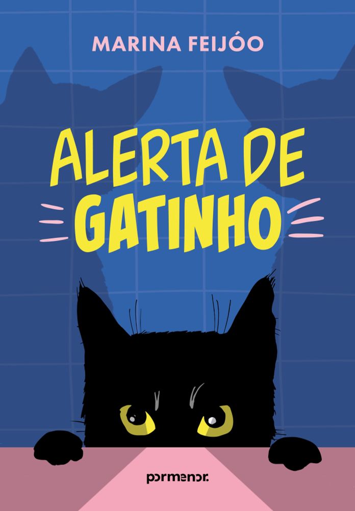 Capa de Alerta de Gatinho. Ela é ilustrada e mostra um gato preto meio escondido olhando para frente enquanto duas sombras de gatos são projetadas acima dele, muito maiores, encurralando-o.